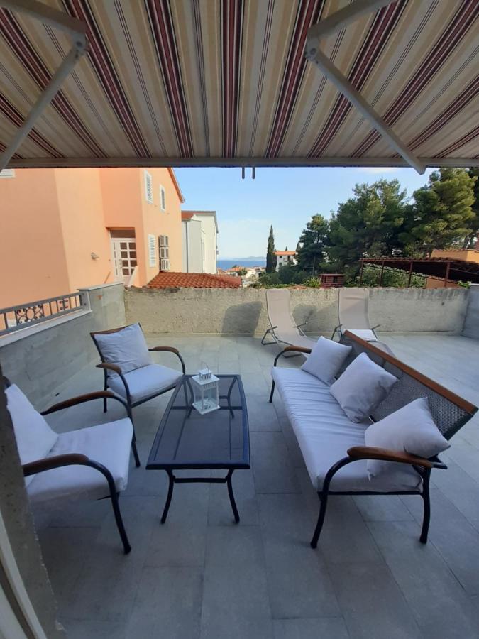 Apartment Lucky With Jacuzzi Trogir Bagian luar foto