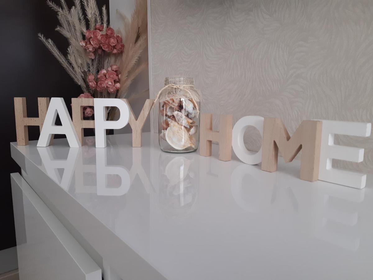 Apartment Lucky With Jacuzzi Trogir Bagian luar foto